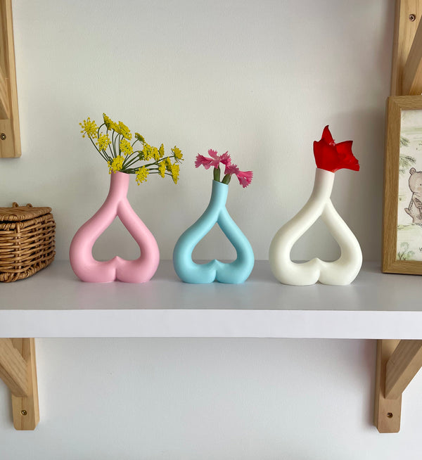 Minimalist Heart Vase for Fresh & Dried Flowers | Romantic Home Decor