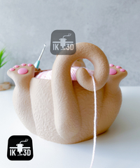 Charming Cat Yarn Bowl for Knitting & Crochet | Tangle-Free Yarn